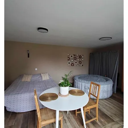 Apartment T1 Proche De Cambrai Cagnoncles